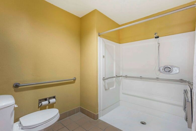 Hotel Green Valley Comfort Inn