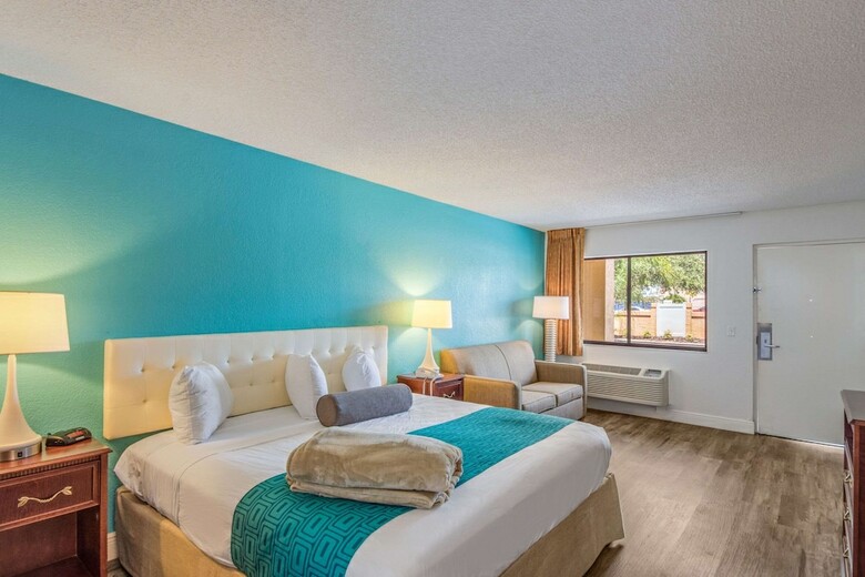 Hotel Howard Johnson - Port Richey