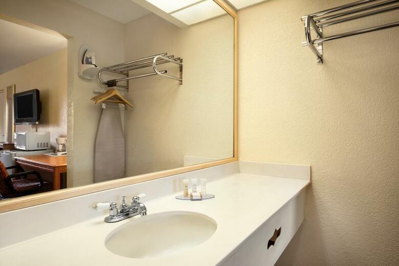 Hotel Howard Johnson - Port Richey
