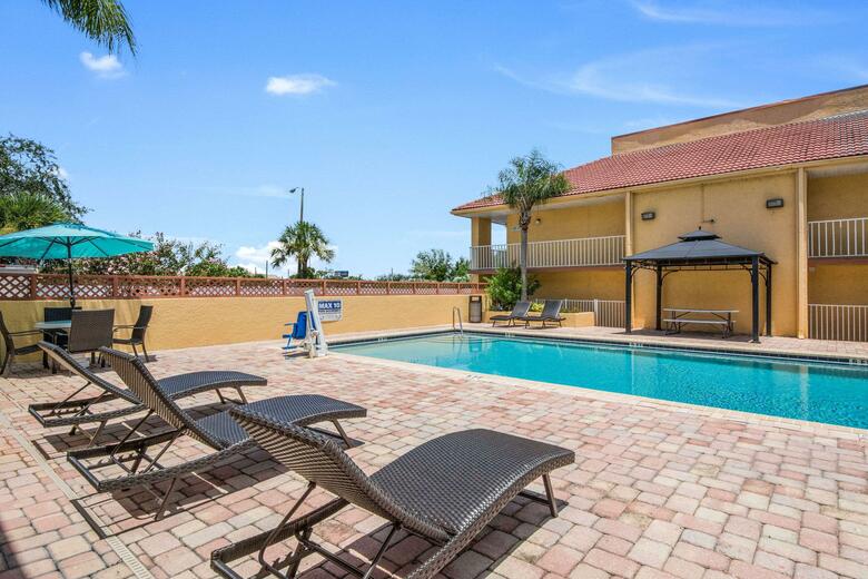Hotel Howard Johnson - Port Richey