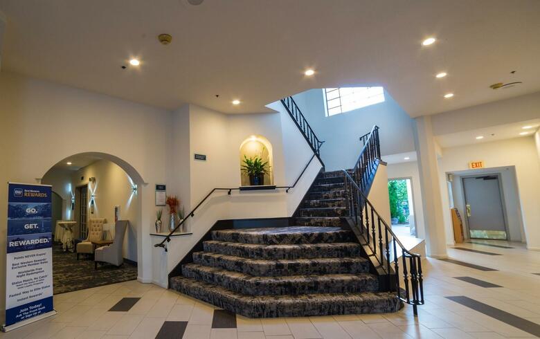 Best Western Plus Posada Royale Hotel & Suites
