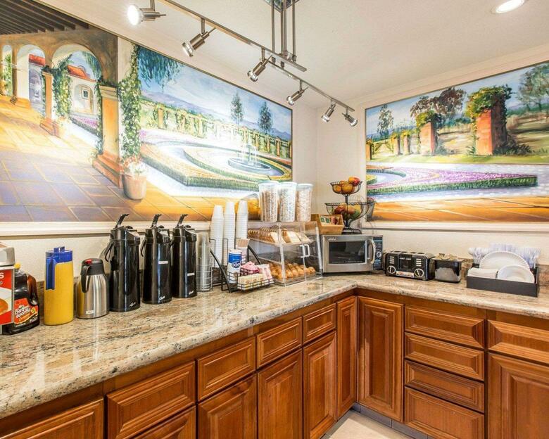 Hotel Rodeway Inn & Suites Colton