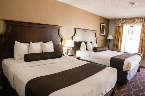 Motel Mockingbird Inn & Suites