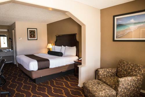 Motel Mockingbird Inn & Suites