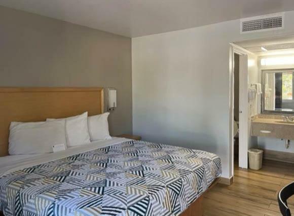 Hotel Travelodge Riviera Beach