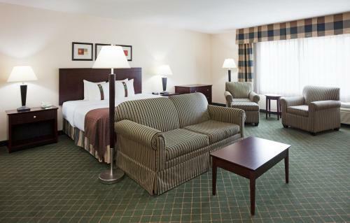 Holiday Inn Conference Center Marshfield, An Ihg Hotel