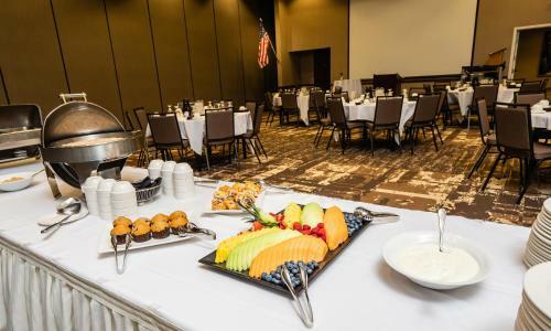 Holiday Inn Conference Center Marshfield, An Ihg Hotel