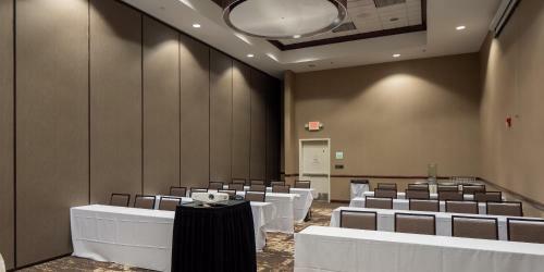 Holiday Inn Conference Center Marshfield, An Ihg Hotel