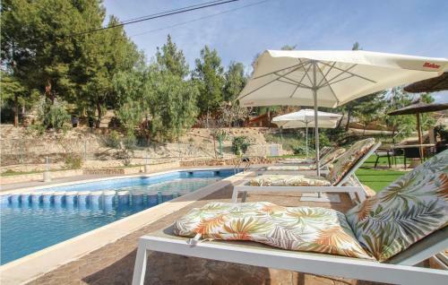 Two-bedroom Holiday Home In Gebas