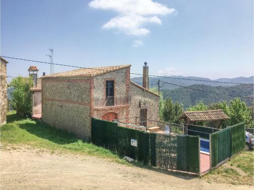 Three-bedroom Holiday Home In Santa Pellaia
