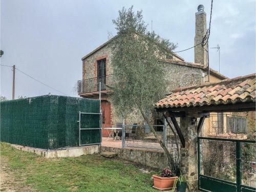 Three-bedroom Holiday Home In Santa Pellaia