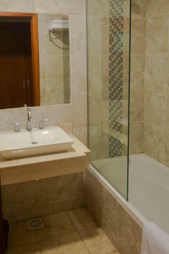 Hotel Col�n Center
