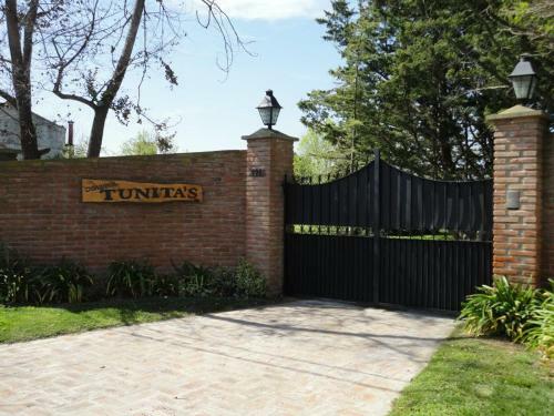 Caba�as Tunita�s