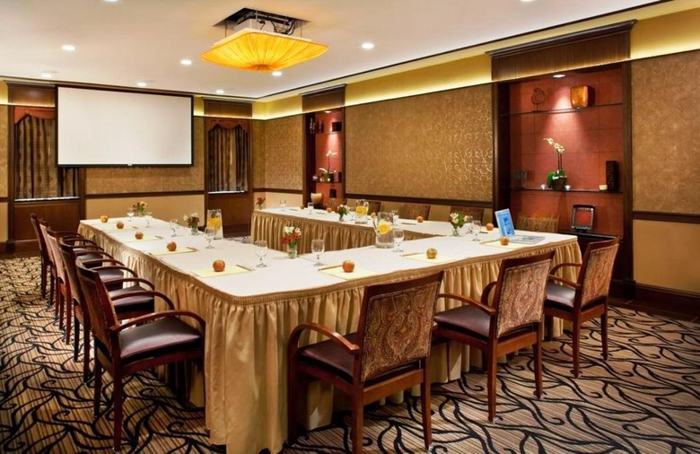 Chestnut Hill Hotel