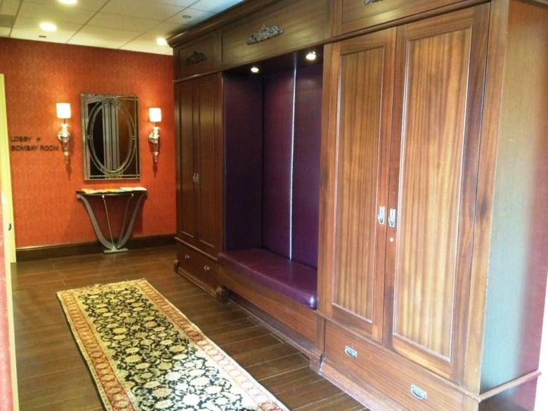 Chestnut Hill Hotel