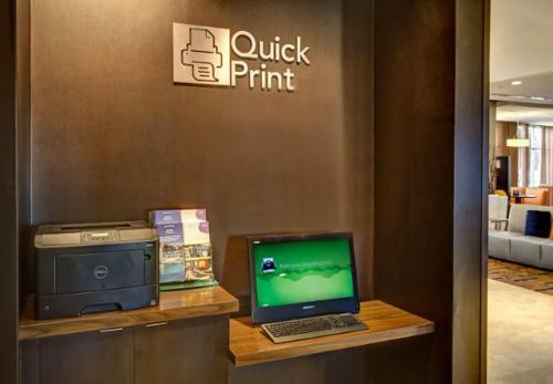 Hotel Courtyard By Marriott San Marcos