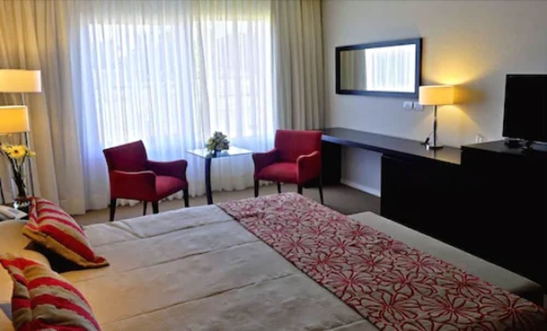 Howard Johnson Hotel Piedras Moras