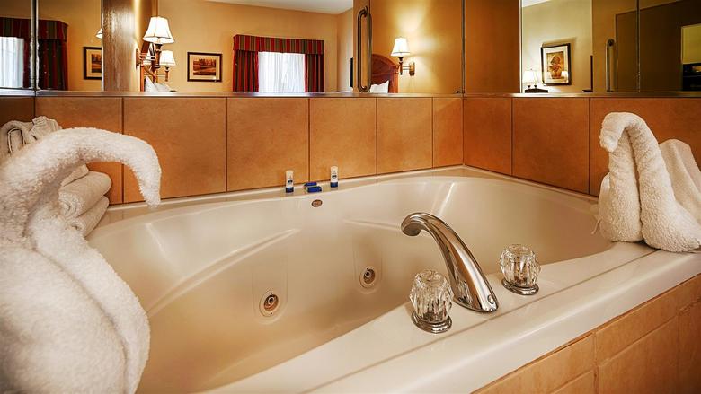Hotel Best Western Plus Midwest City Inn & Suites