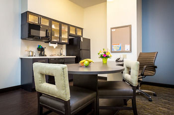 Hotel Candlewood Suites Sidney