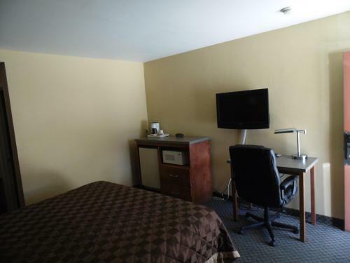 Trails Motel