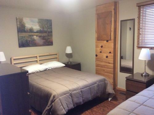 Hotel Madawaska Lodge