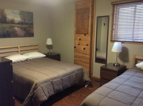 Hotel Madawaska Lodge