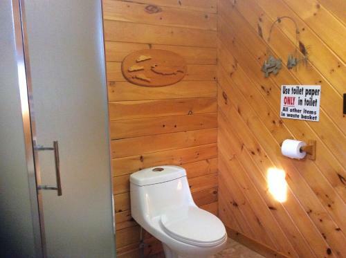 Hotel Madawaska Lodge