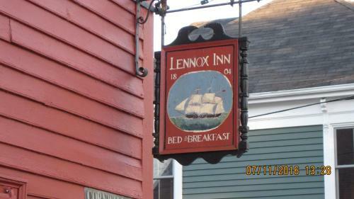 Lennox Tavern B&B