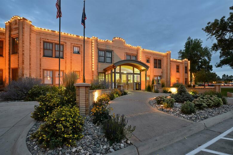 Best Western Plus Plaza Hotel