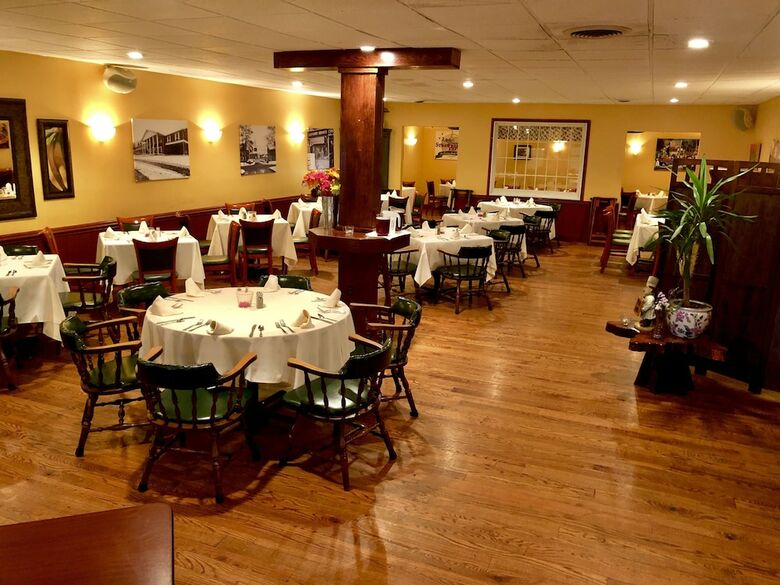 Hotel Bicentennial Inn