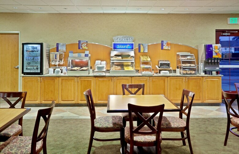 Hotel Holiday Inn Express Cheney