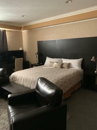 Luxury First Hotel