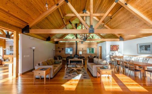 Homfray Lodge