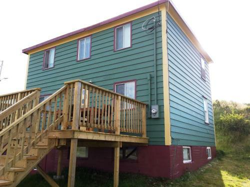 Mr. Hibb's Salt Box Cottage