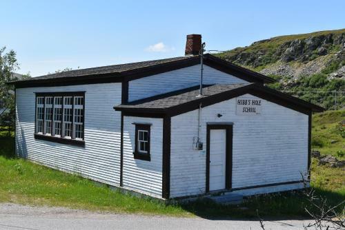 Mr. Hibb's Salt Box Cottage