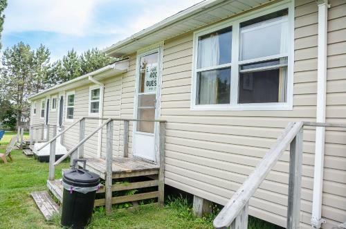 Rachel's Motel And Cottages