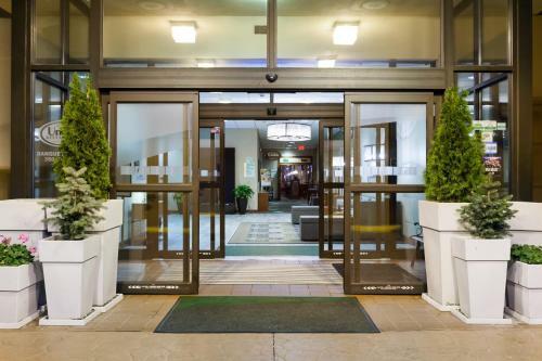 Hotel Holiday Inn Weirton