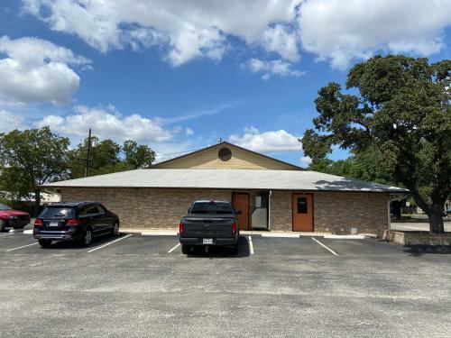 Motel Redbud Inn