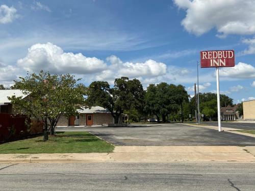Motel Redbud Inn