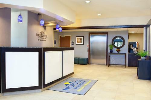 Hotel Microtel Inn & Suites By Wyndham Waynesburg
