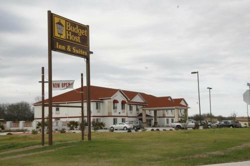 Hotel Budget Host Inn And Suites Cameron