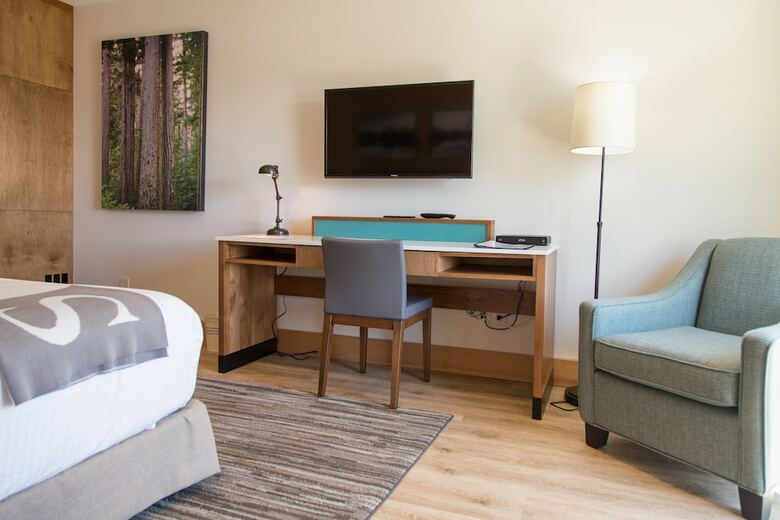 Hotel Sproat Lake Landing Resort