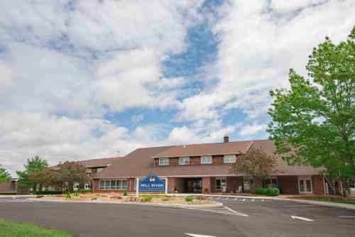 Hotel Mill River Resort