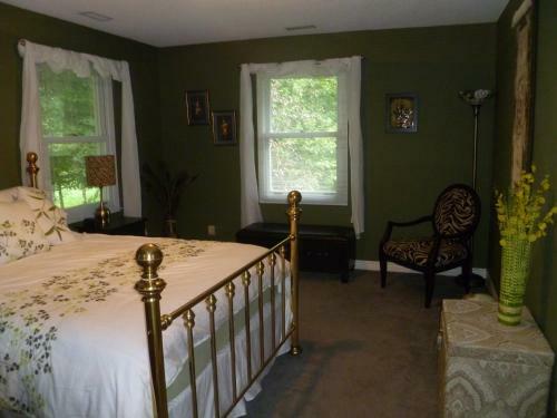 Bed & Breakfast Inn On The Moraine
