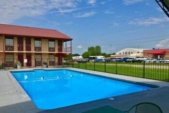 Motel Broken Bow Inn And Rv Park