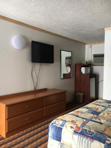 Motel Budget Lodge Newton Falls