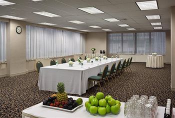 Radisson Hotel New Rochelle