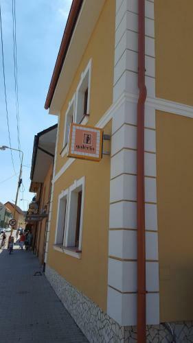 Hostal Penzi�n Gal�ria