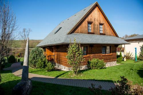 Sojka Resort - Hotel & Drevenice