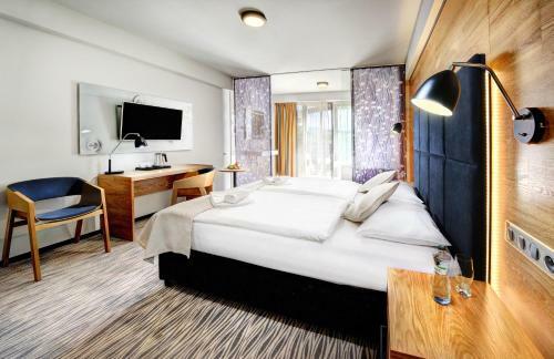 Hotel Galeria Thermal Be?e?ov�